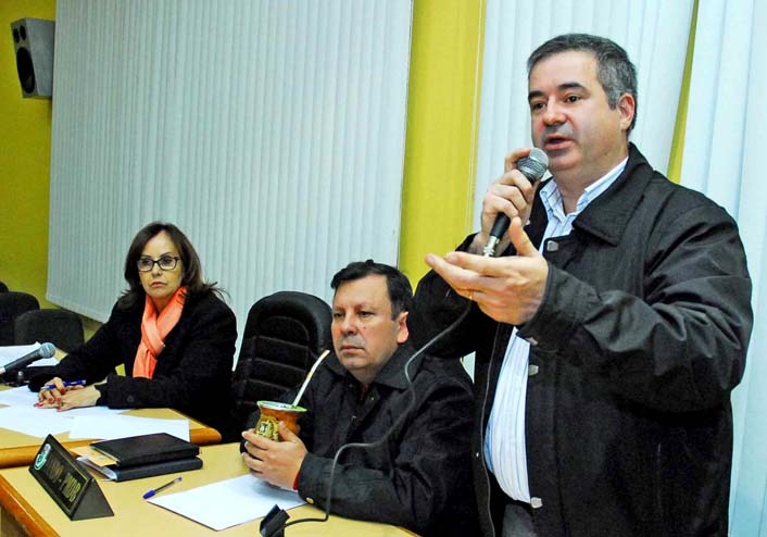 Encaminhamentos de moção, homenagens e providências